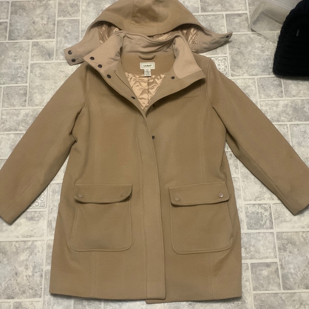 LLBean Peacoat XL petite